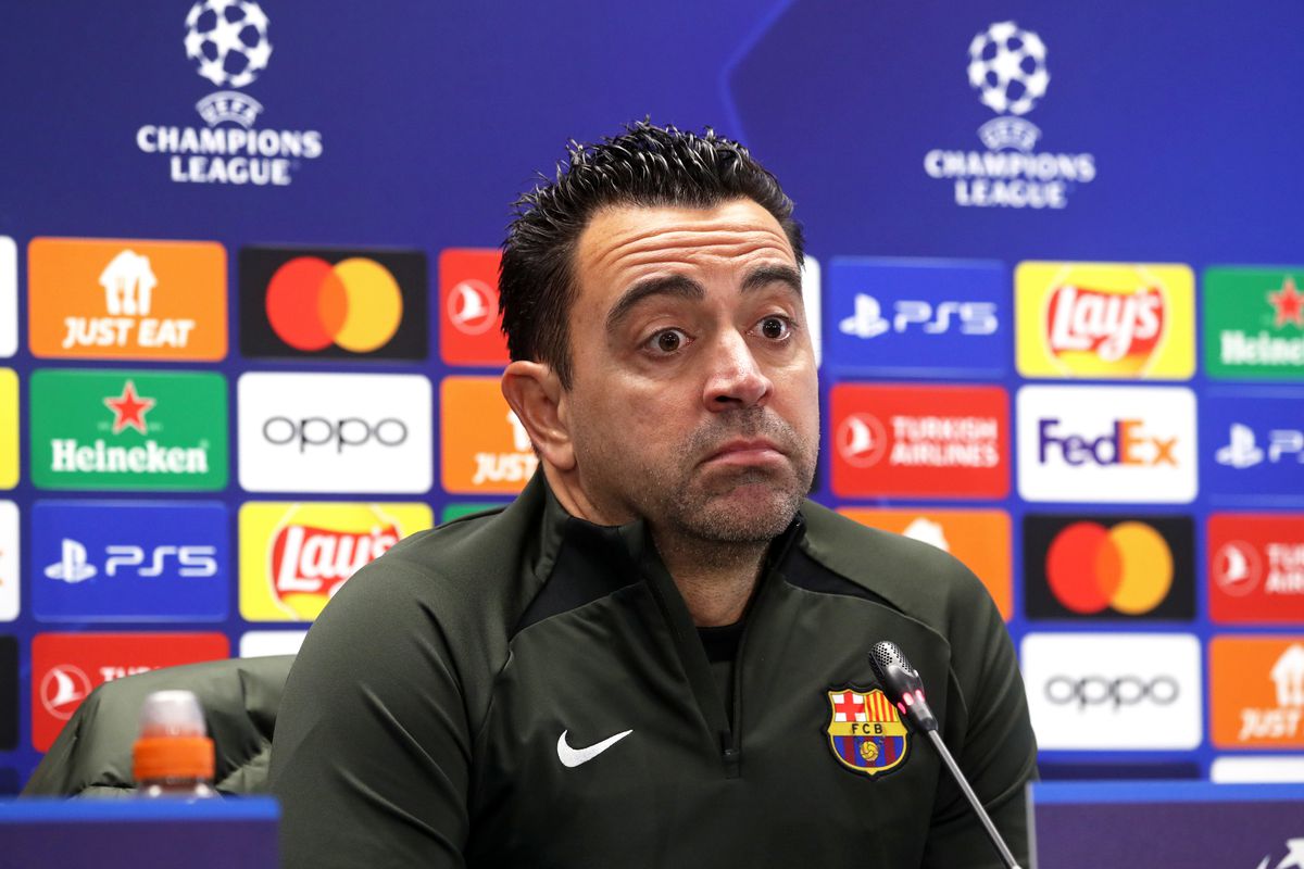 HLV Xavi đứng trước nguy cơ bị sa thải sau vòng 1/8 Champions League