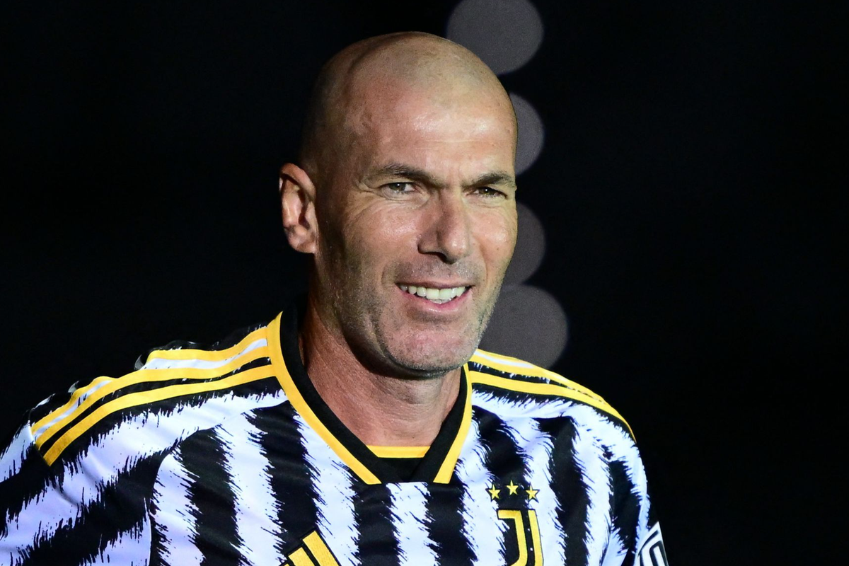 Juventus sẽ là bến đổ mới của HLV Zinedine Zidane trong mùa giải sắp tới?