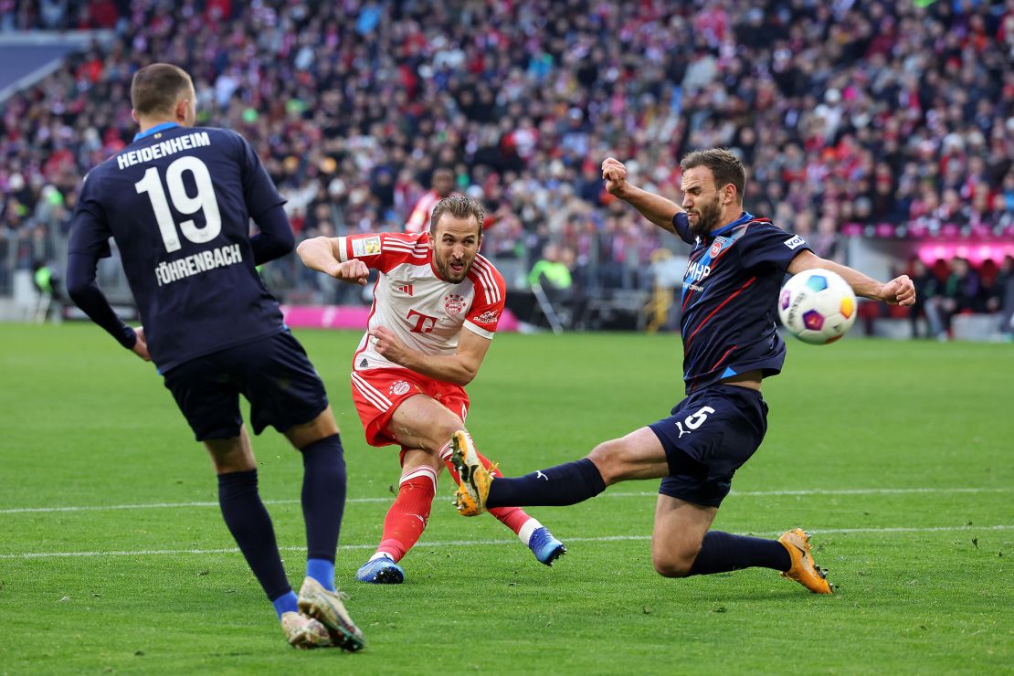 Bayern Munich chính thức nhận án phạt gì đến từ UEFA?