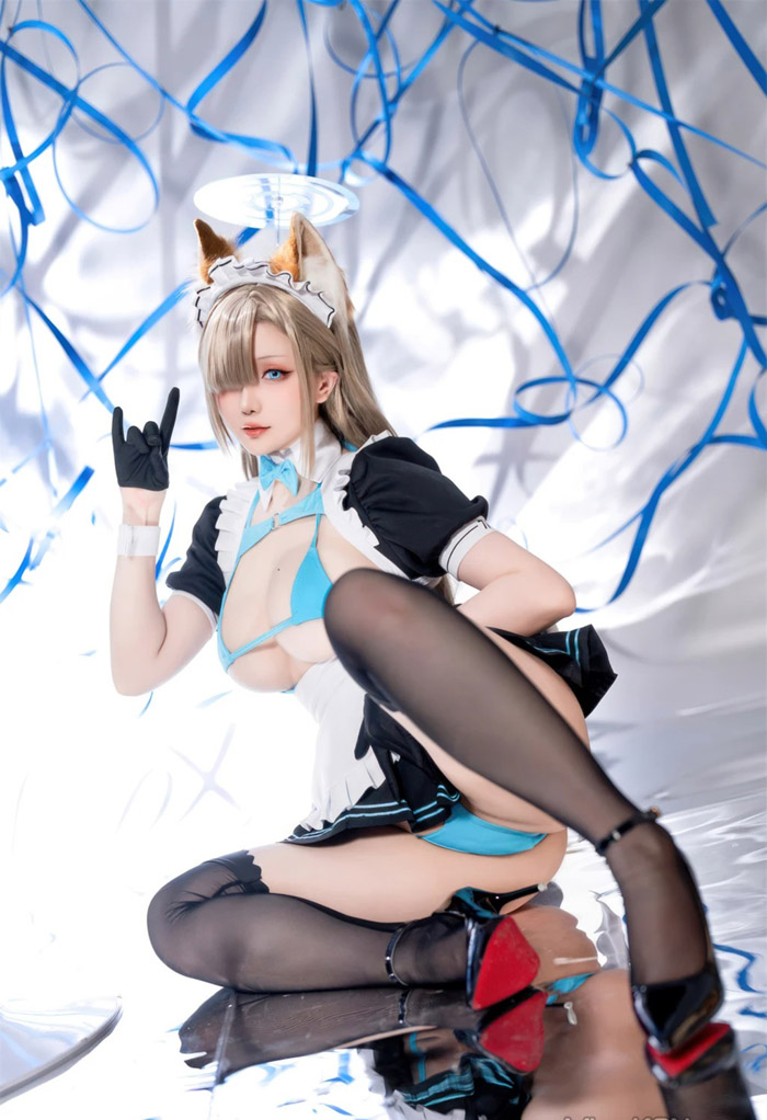 Đến với cosplay Asuna Ichinose phiên bản hầu gái trong Blue Archive cực dễ thương 