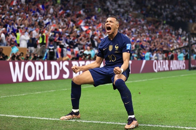  Lý do Mbappe dự bị ở trận hòa với đội tuyển Canada?