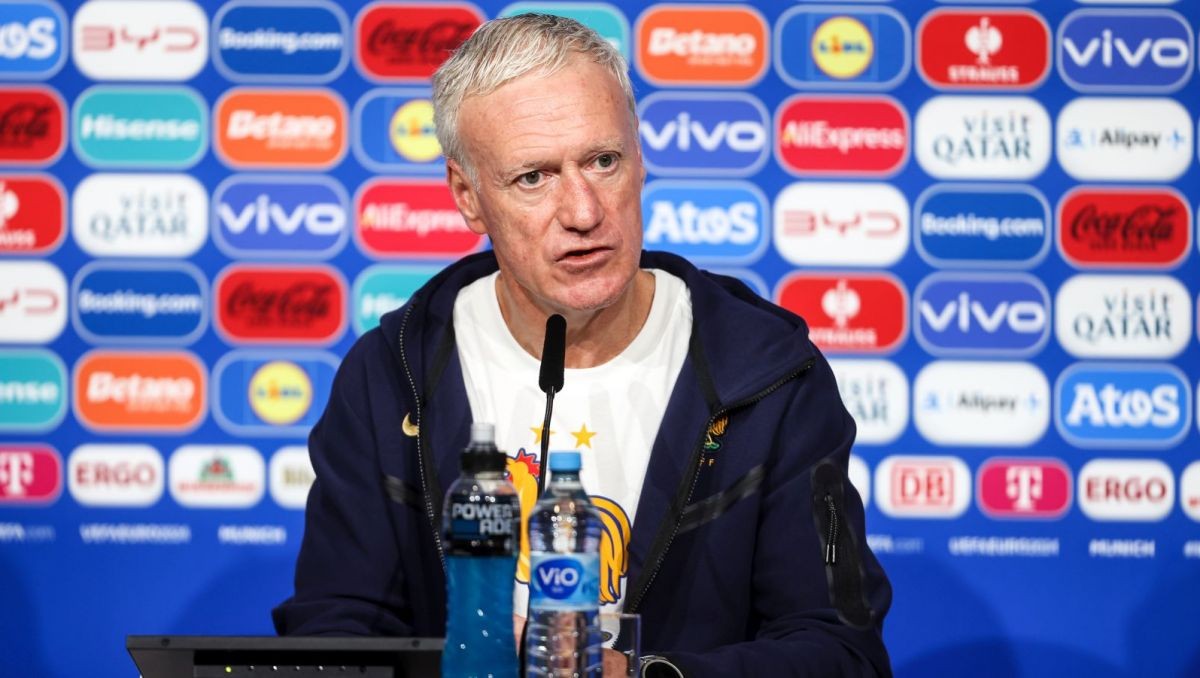  Deschamps gay gắt khi Pháp bị chê đá nhàm chán