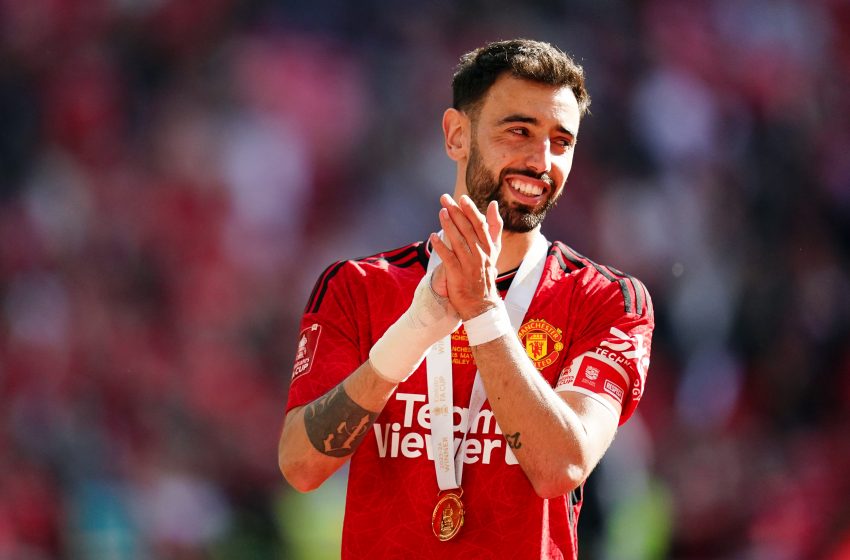  Bruno Fernandes ký hợp đồng mới với Man United, nhận mức lương kỷ lục