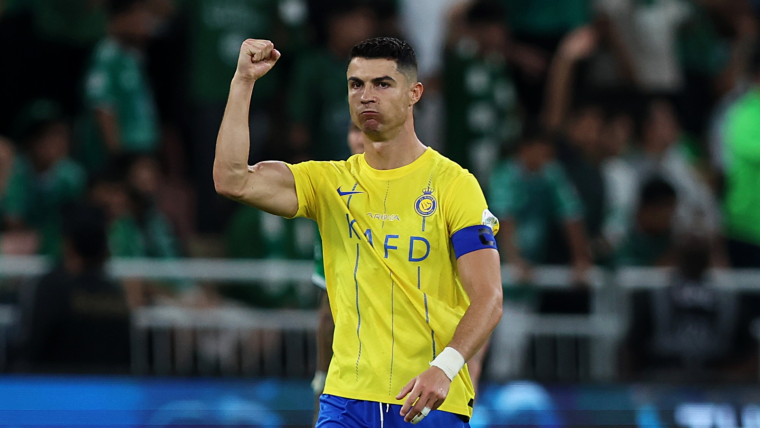  Al Nassr sa thải HLV, tuyên bố một điều về Ronaldo