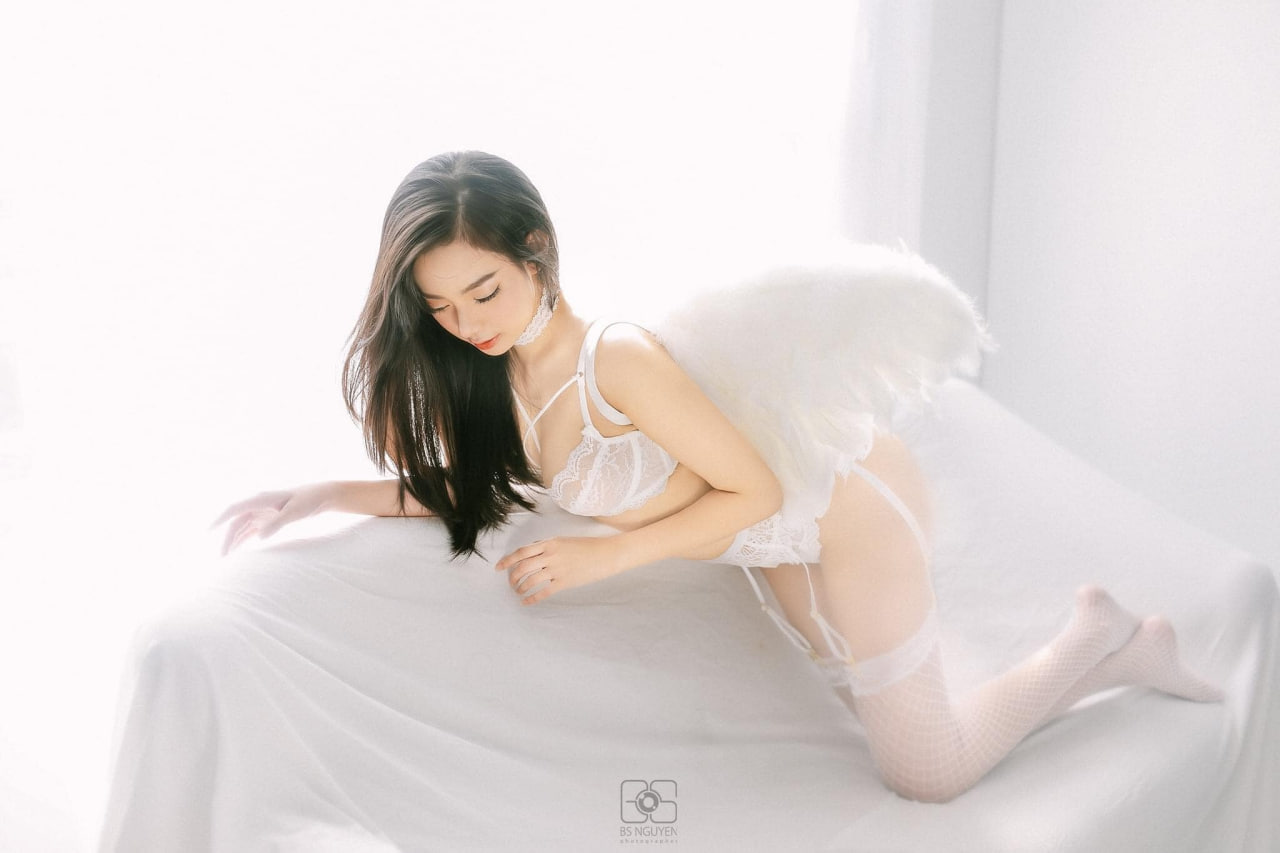  Hot girl lộ trạng thái bất ổn khi tìm đến chat GPT